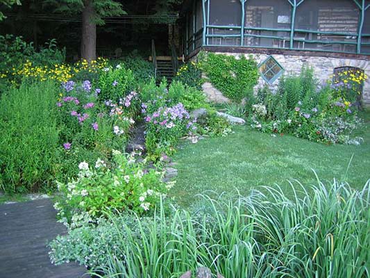 Cottage garden
